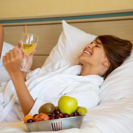 Divani Corfu Palace Otel 4*